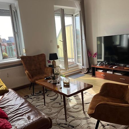 Heart Of The City Center 2 Rooms By Zazi Bratislava Bagian luar foto